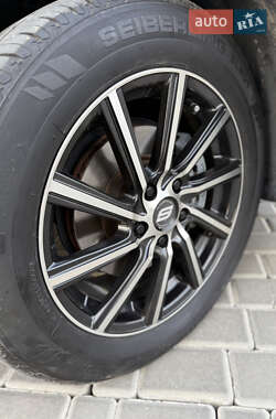 Минивэн Honda Elysion 2011 в 