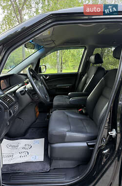 Минивэн Honda Elysion 2012 в 