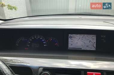 Минивэн Honda Elysion 2012 в 