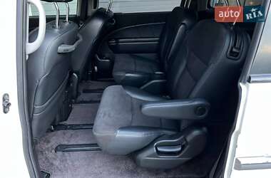 Минивэн Honda Elysion 2011 в 