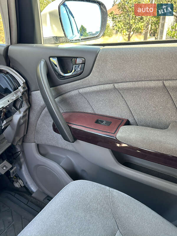 Минивэн Honda Elysion 2004 в Одессе