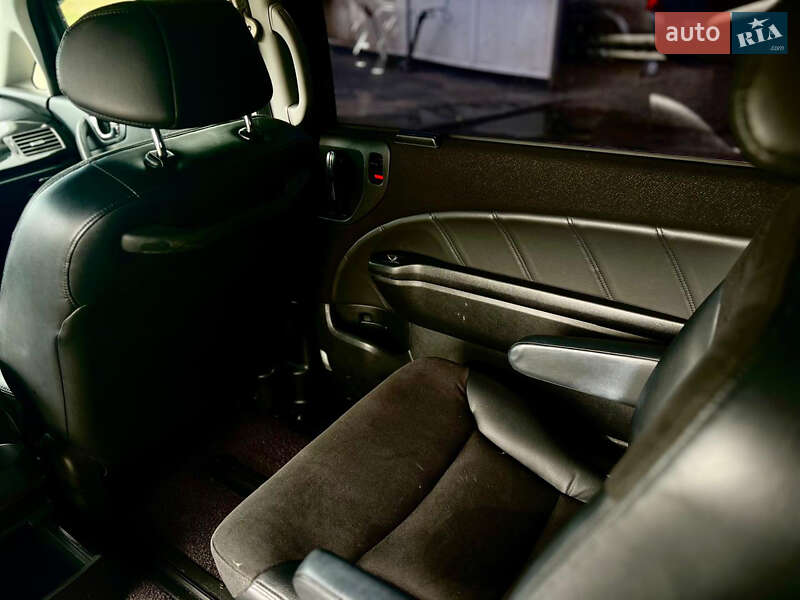 Минивэн Honda Elysion 2012 в Николаеве