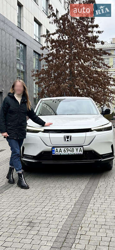 Honda eNS1 2023