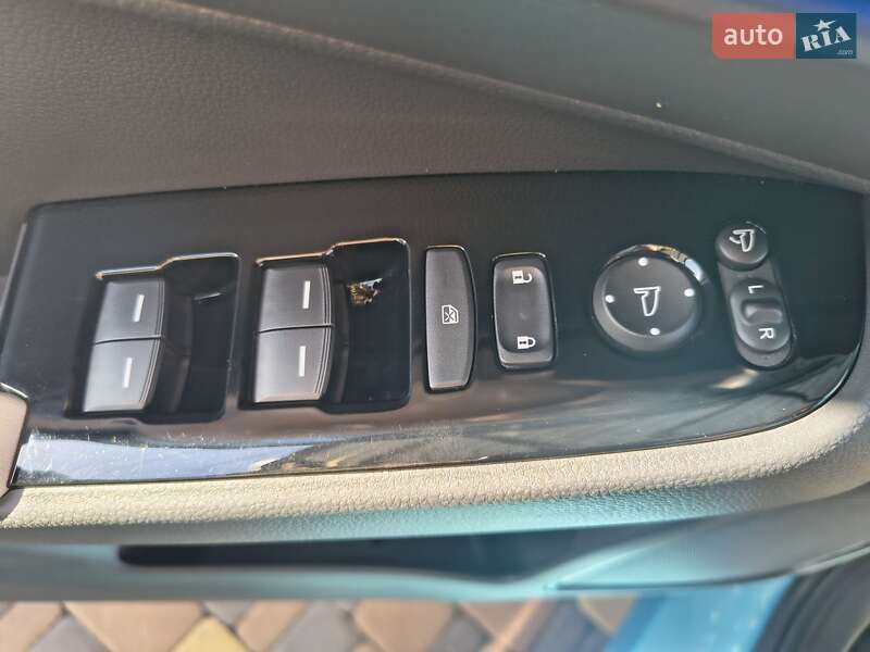 Внедорожник / Кроссовер Honda eNS1 2023 в Киеве фото 37 Внедорожник / Кроссовер Honda eNS1 2023 в Киеве