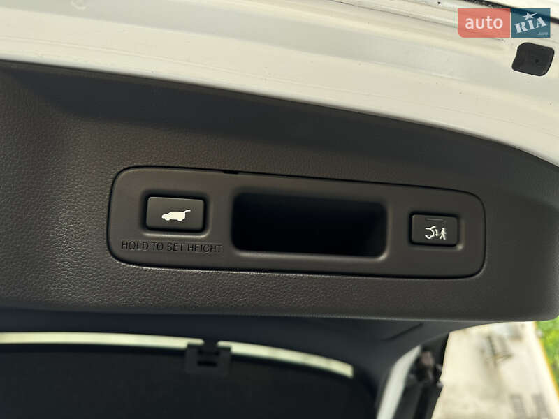 Внедорожник / Кроссовер Honda eNS1 2022 в Киеве