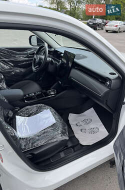 Позашляховик / Кросовер Honda eNS1 2024 в 
