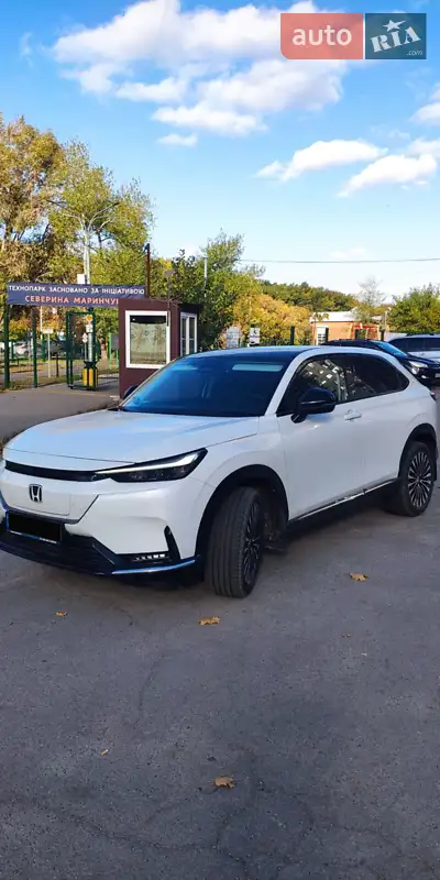 Honda eNS1 2024