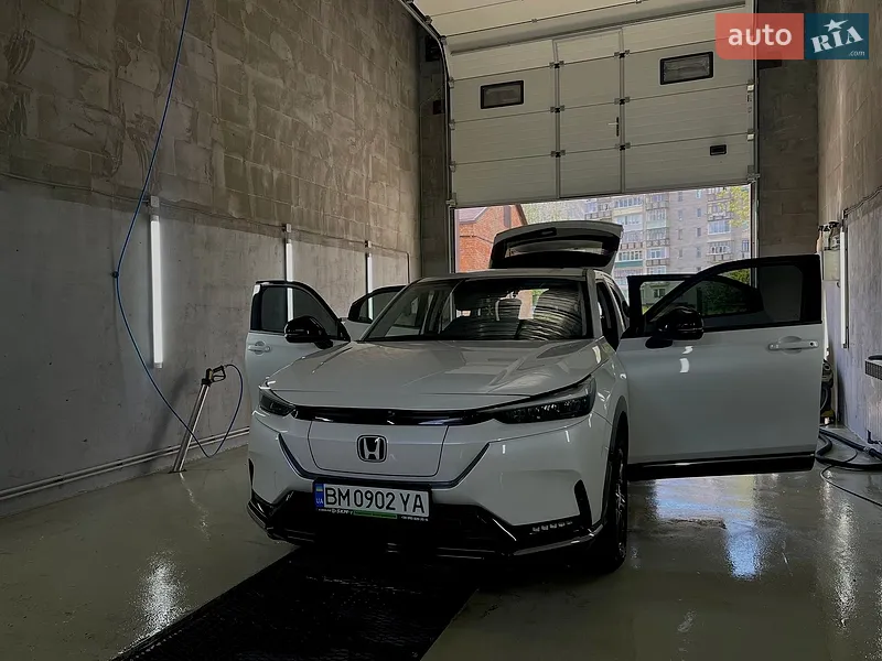 Honda eNS1 2024