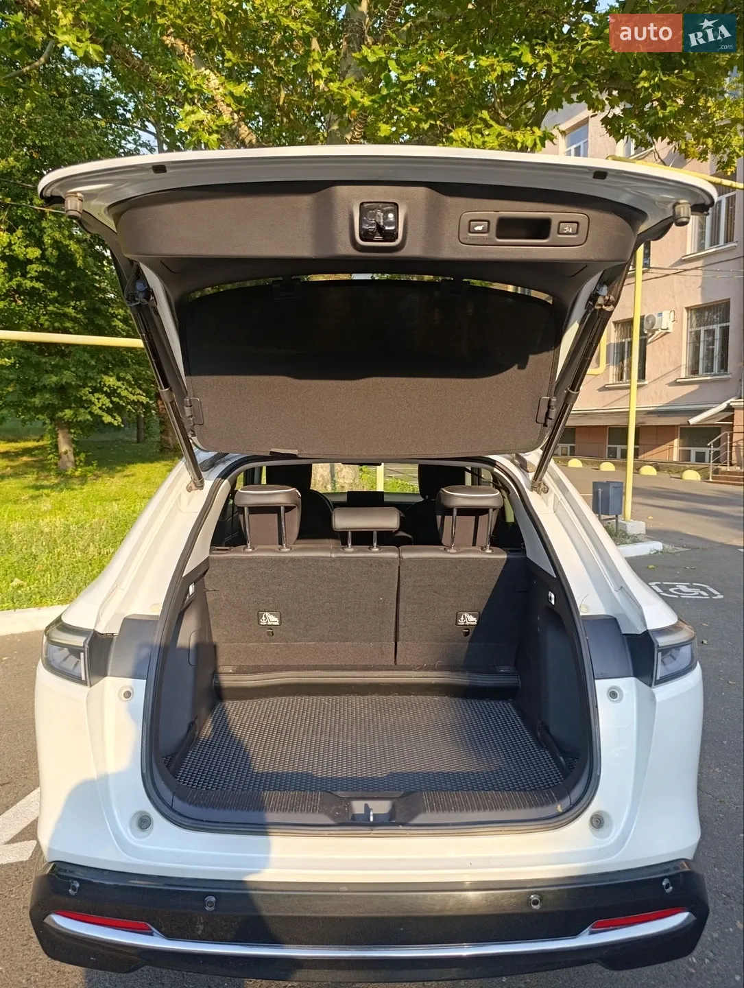 2022 Honda e:NS1 - мініатюра 9