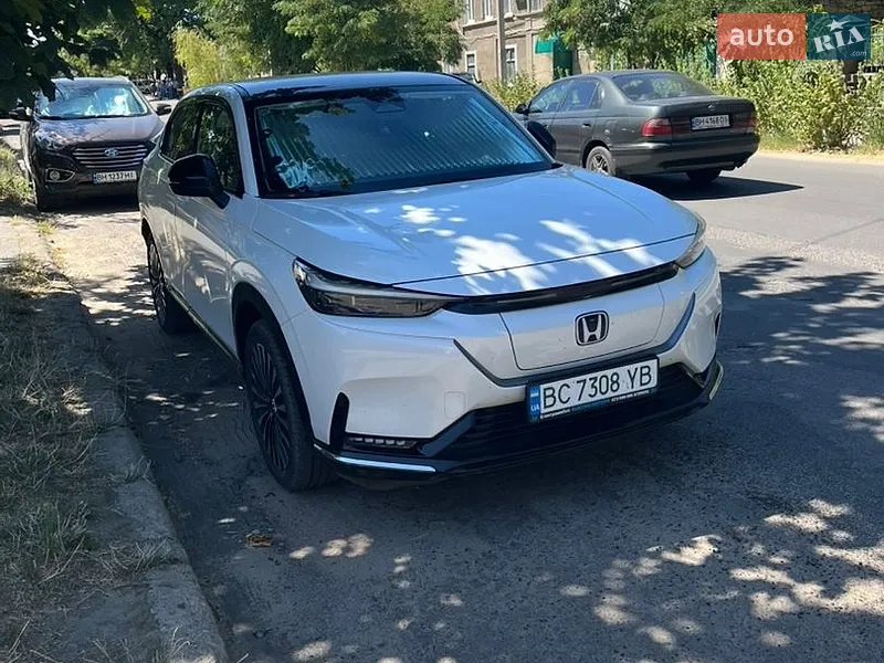 Honda eNS1
