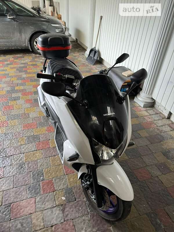 Максі-скутер Honda Faze 250 2012 в Тернополі фото 9 Максі-скутер Honda Faze 250 2012 в Тернополі