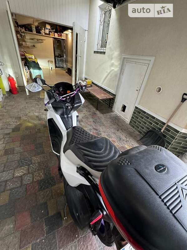 Максі-скутер Honda Faze 250 2012 в Тернополі фото 5 Максі-скутер Honda Faze 250 2012 в Тернополі