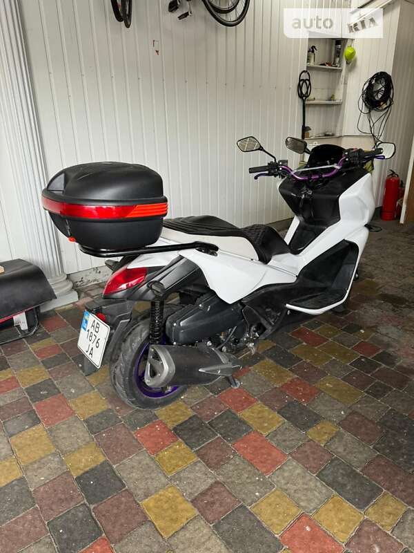 Максі-скутер Honda Faze 250 2012 в Тернополі фото 19 Максі-скутер Honda Faze 250 2012 в Тернополі