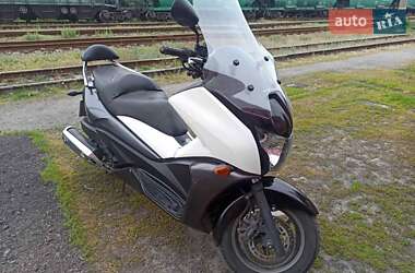 Макси-скутер Honda Faze 250 2013 в 