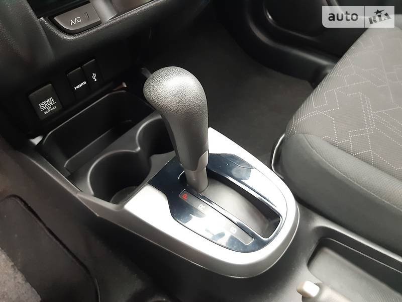 Хэтчбек Honda Fit 2016 в Кропивницком