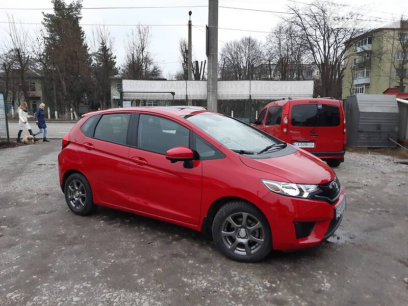 Хэтчбек Honda Fit 2016 в Кропивницком