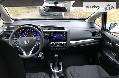 Хэтчбек Honda Fit 2018 в Киеве