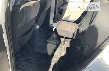Хэтчбек Honda Fit 2015 в 