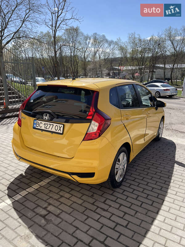 Хэтчбек Honda Fit 2018 в Львове