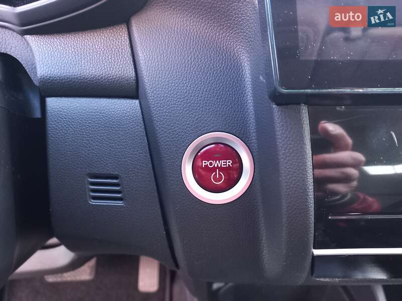 Хетчбек Honda Fit 2016 в Києві