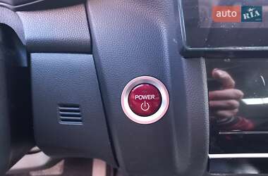 Хэтчбек Honda Fit 2016 в 