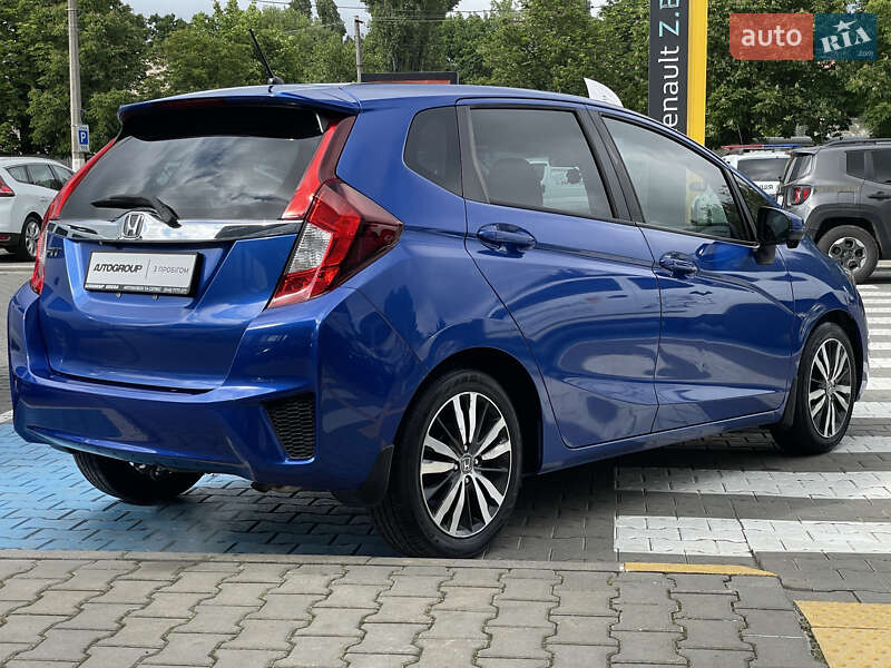 Хэтчбек Honda Fit 2015 в Одессе
