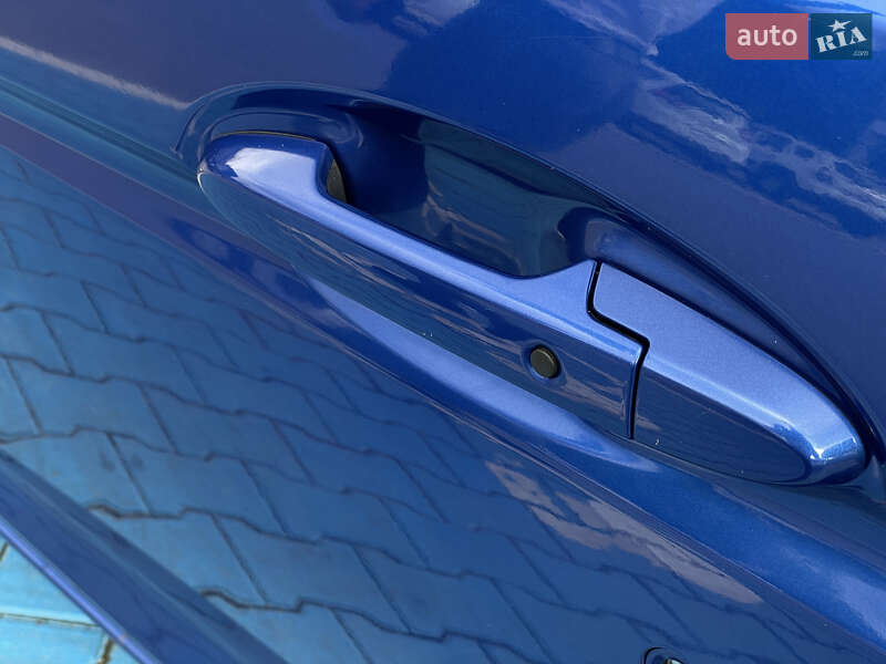 Хэтчбек Honda Fit 2015 в Одессе