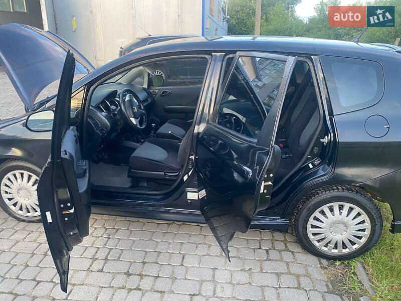 Хэтчбек Honda Fit 2007 в Львове фото 14 Хэтчбек Honda Fit 2007 в Львове