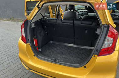 Хэтчбек Honda Fit 2017 в 