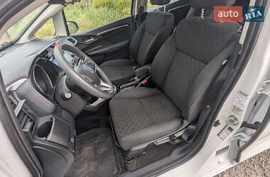 Хэтчбек Honda Fit 2015 в 