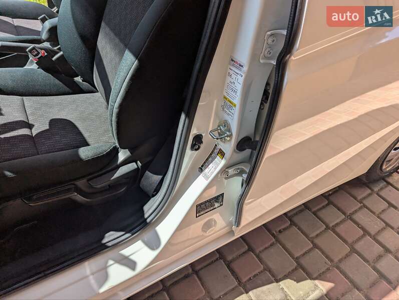 Хетчбек Honda Fit 2015 в Тернополі фото 13 Хетчбек Honda Fit 2015 в Тернополі