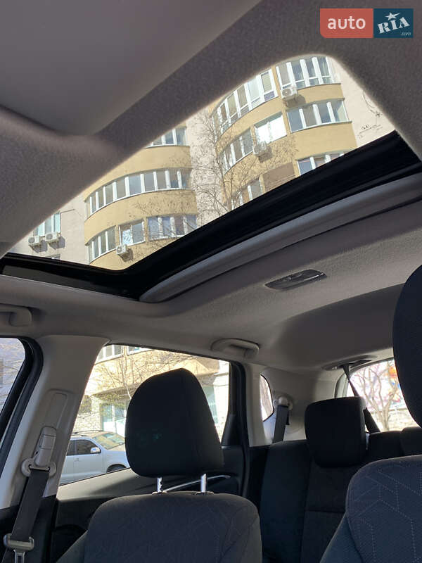 Хэтчбек Honda Fit 2016 в Киеве