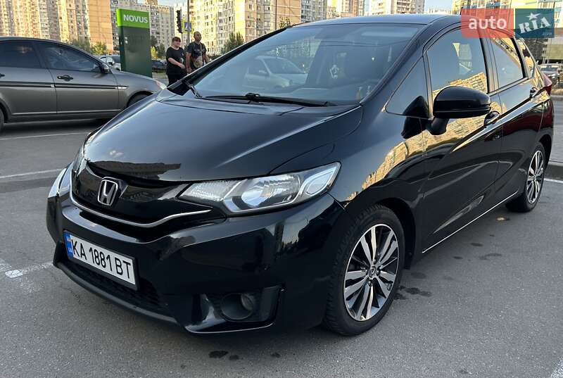 Хетчбек Honda Fit 2015 в Києві
