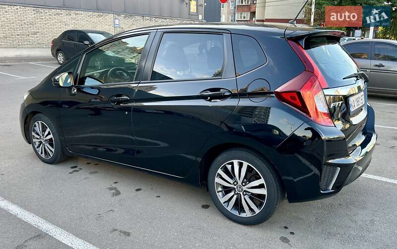 Хетчбек Honda Fit 2015 в Києві