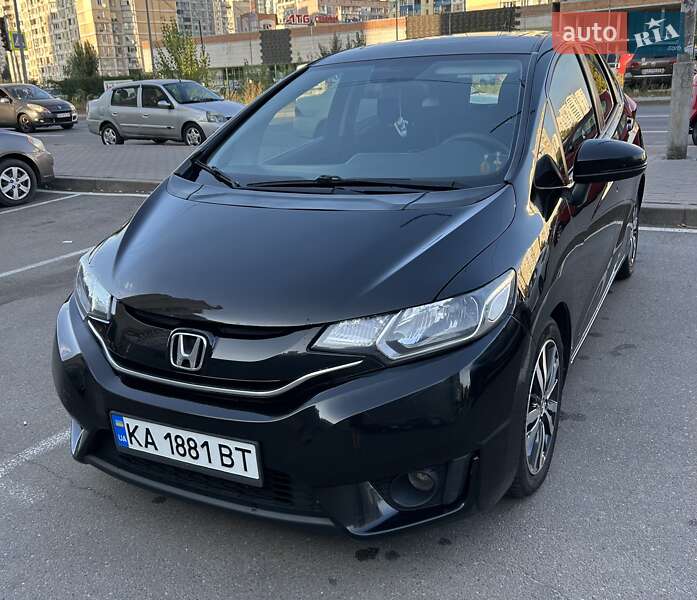 Хетчбек Honda Fit 2015 в Києві