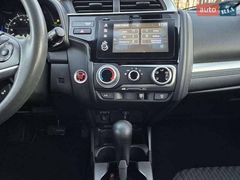 Хэтчбек Honda Fit 2017 в Черкассах фото 15 Хэтчбек Honda Fit 2017 в Черкассах