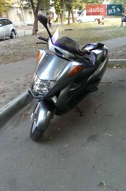 Макси-скутер Honda Foresight 250 2003 в 