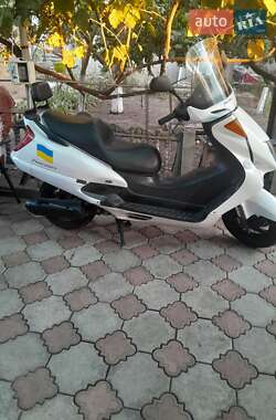 Максі-скутер Honda Foresight 250 2002 в 