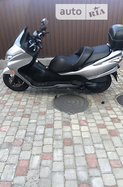 Макси-скутер Honda Forza 125 2006 в Киеве