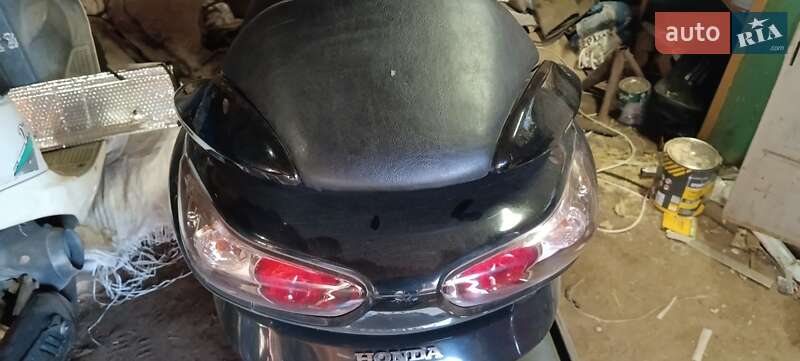 Макси-скутер Honda Forza 250 2006 в Черкассах