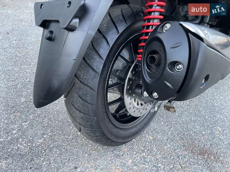 Максі-скутер Honda Forza 250 2015 в Дніпрі