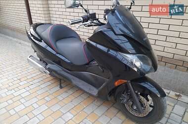 Макси-скутер Honda Forza 250 2010 в 