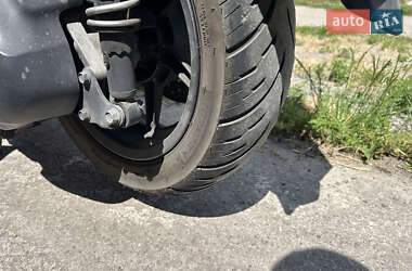 Макси-скутер Honda Forza 250 2011 в 