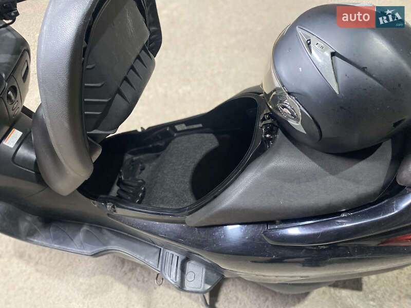 Максі-скутер Honda Forza 250 2008 в Києві