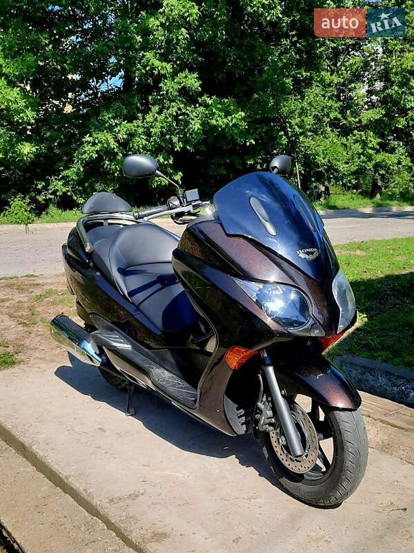 Макси-скутер Honda Forza 250 2008 в Городке фото 4 Макси-скутер Honda Forza 250 2008 в Городке