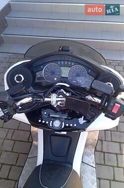 Макси-скутер Honda Forza 250 2011 в 