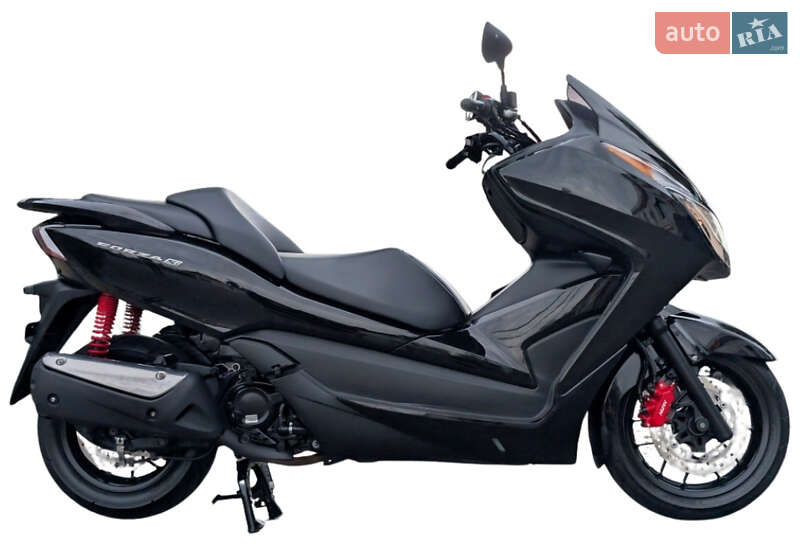 Макси-скутер Honda Forza 250 2013 в Хмельницком фото Макси-скутер Honda Forza 250 2013 в Хмельницком