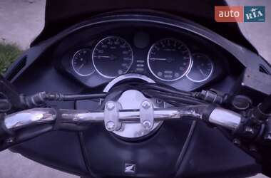 Скутер Honda Forza MF06 2003 в 