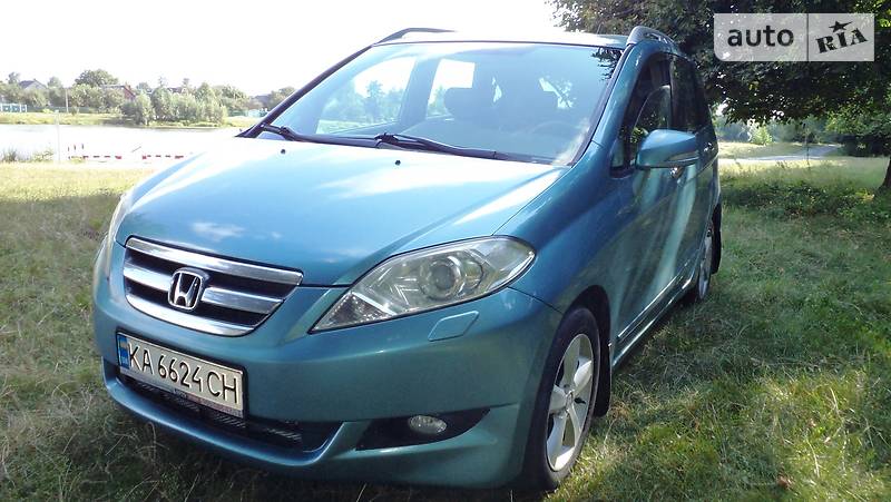 Honda FR-V