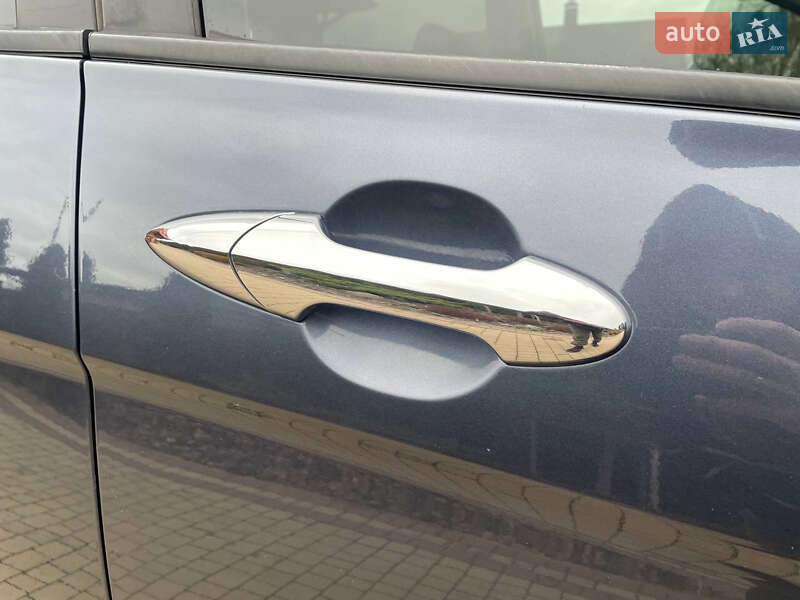 Микровэн Honda FR-V 2006 в Луцке